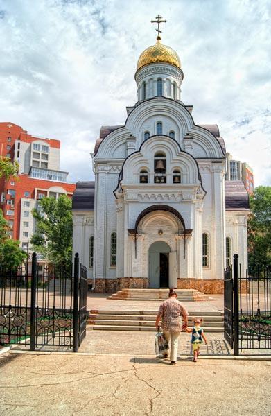 Как сходить в храм в первый раз? - Православный журнал «Фома»